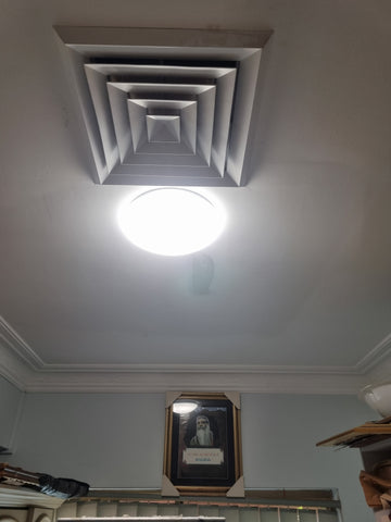 Image of HANECO PURO Multi Oyster Light