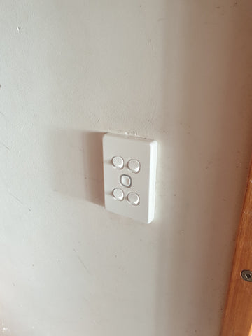 Image of Trader Puma 10A Light Switch, 5 Gang (White)